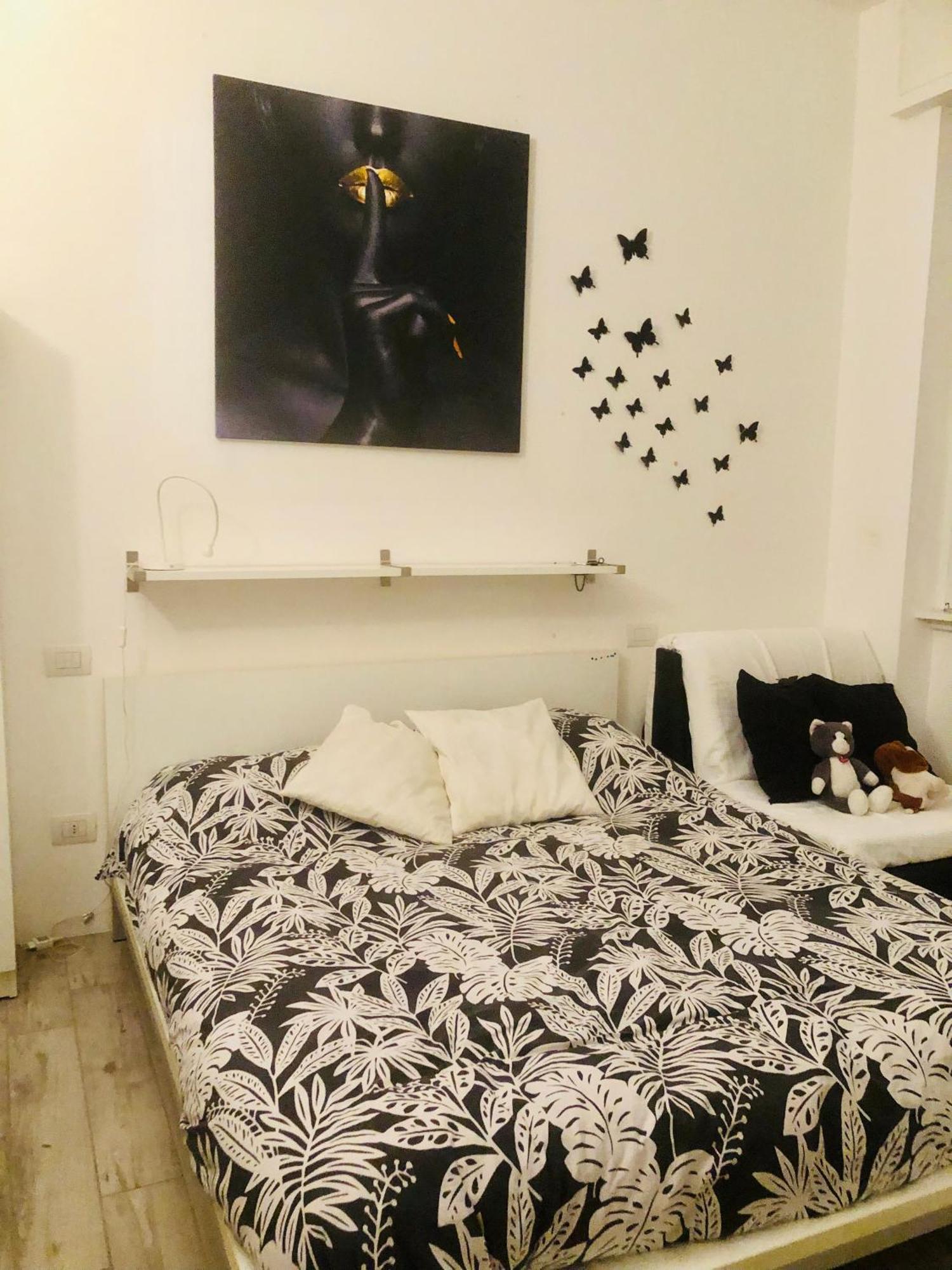 Joo'S Flat Bed & Breakfast Милано Екстериор снимка